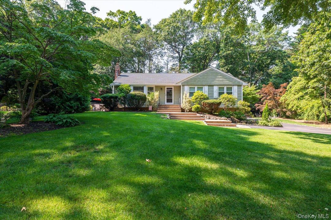 Beautifully appointed 3 bedroom, 2 bath ranch set in the serene Audubon Woods section of Huntington.