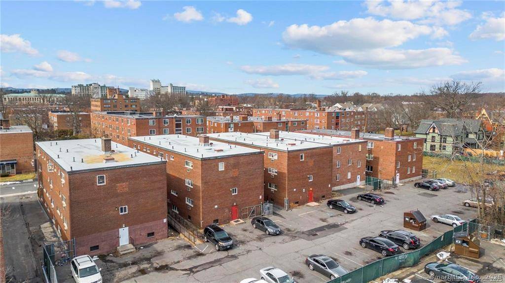 VALUE ADD OPPORTUNITY IN PRIME ASYLUM HILL LOCATION !