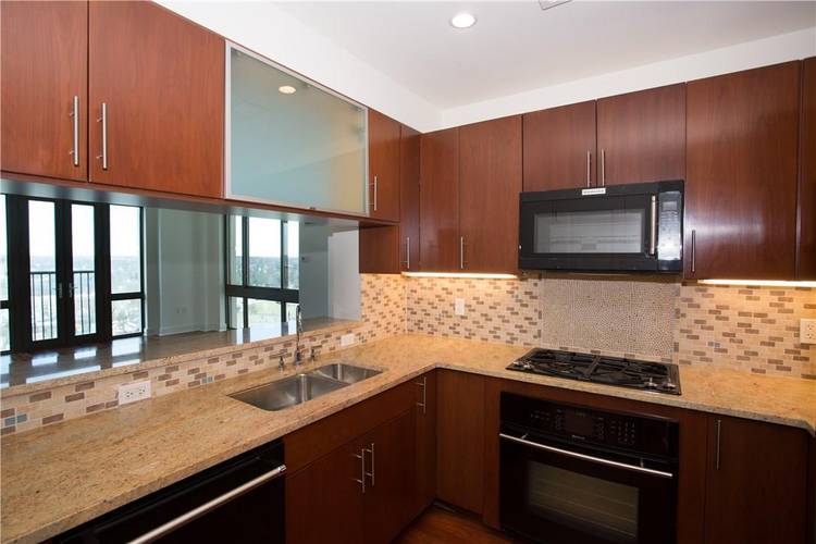 Spacious Two Bedroom Luxury Rental at Trump Plaza, New Rochelle.
