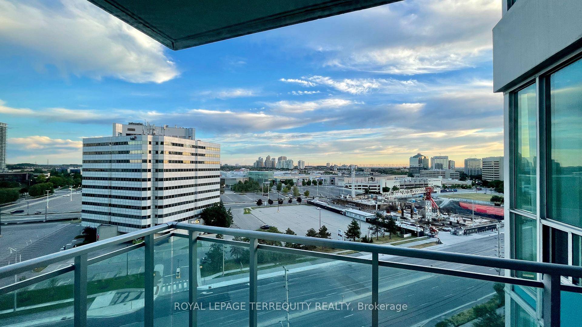 Available immediately. Bright 2 Bedroom 2 Washroom Corner Unit.