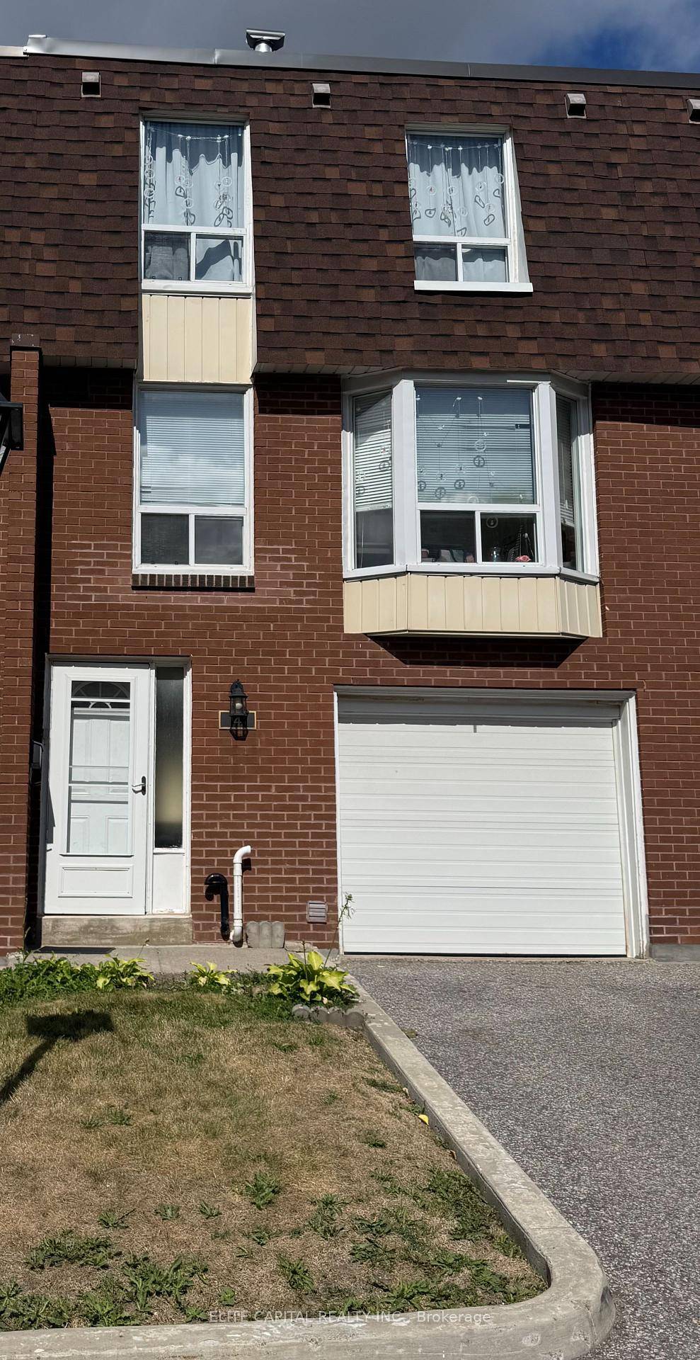 Basement Bachelor Apartment plus Exclusive Use of 3 pcs Bathroom Located on Main Floor.