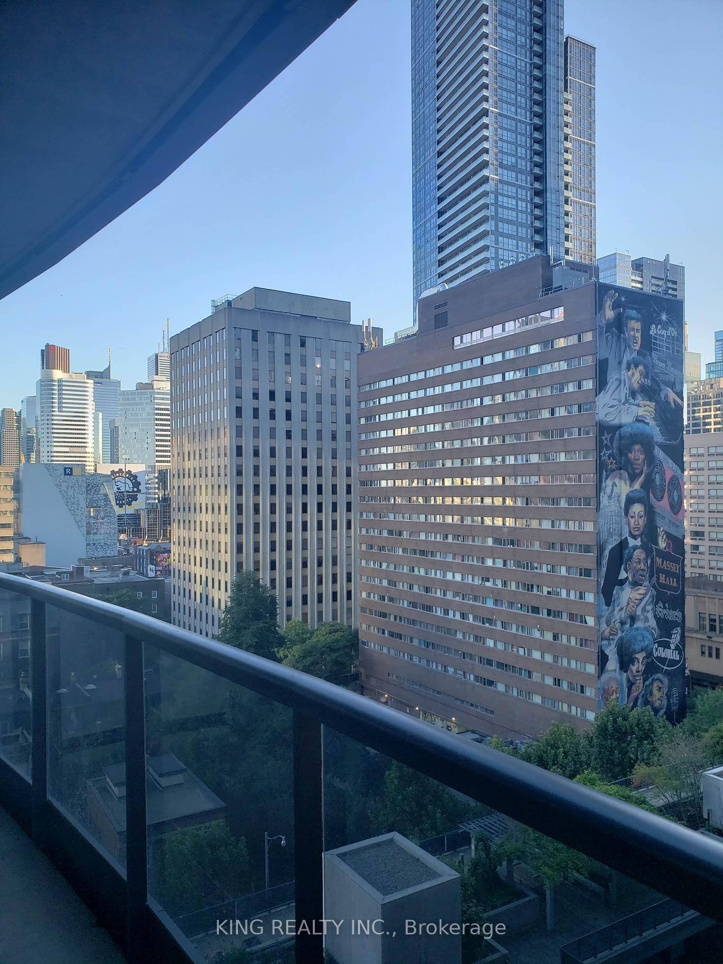 Spacious one bedroom plus den suite in the heart of downtown Toronto.