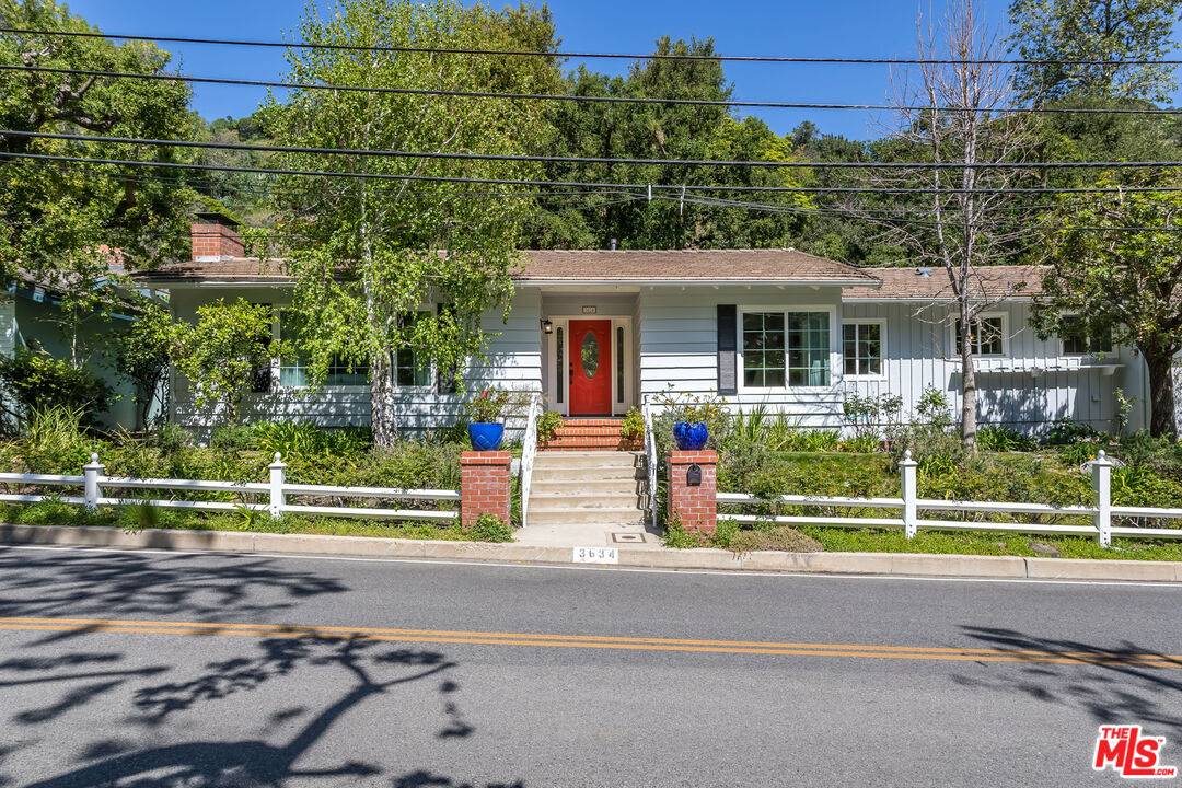 3634   Mandeville Canyon Rd 3.0 Brentwood LA