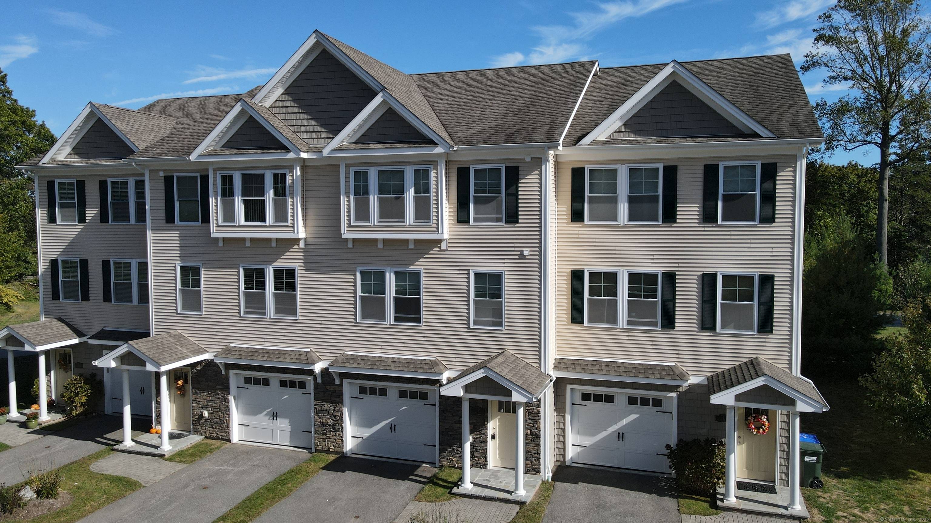 This condo checks EVERY box !