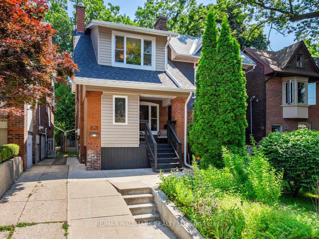 Forget those bidding wars come buy 97 Bowmore Rd !