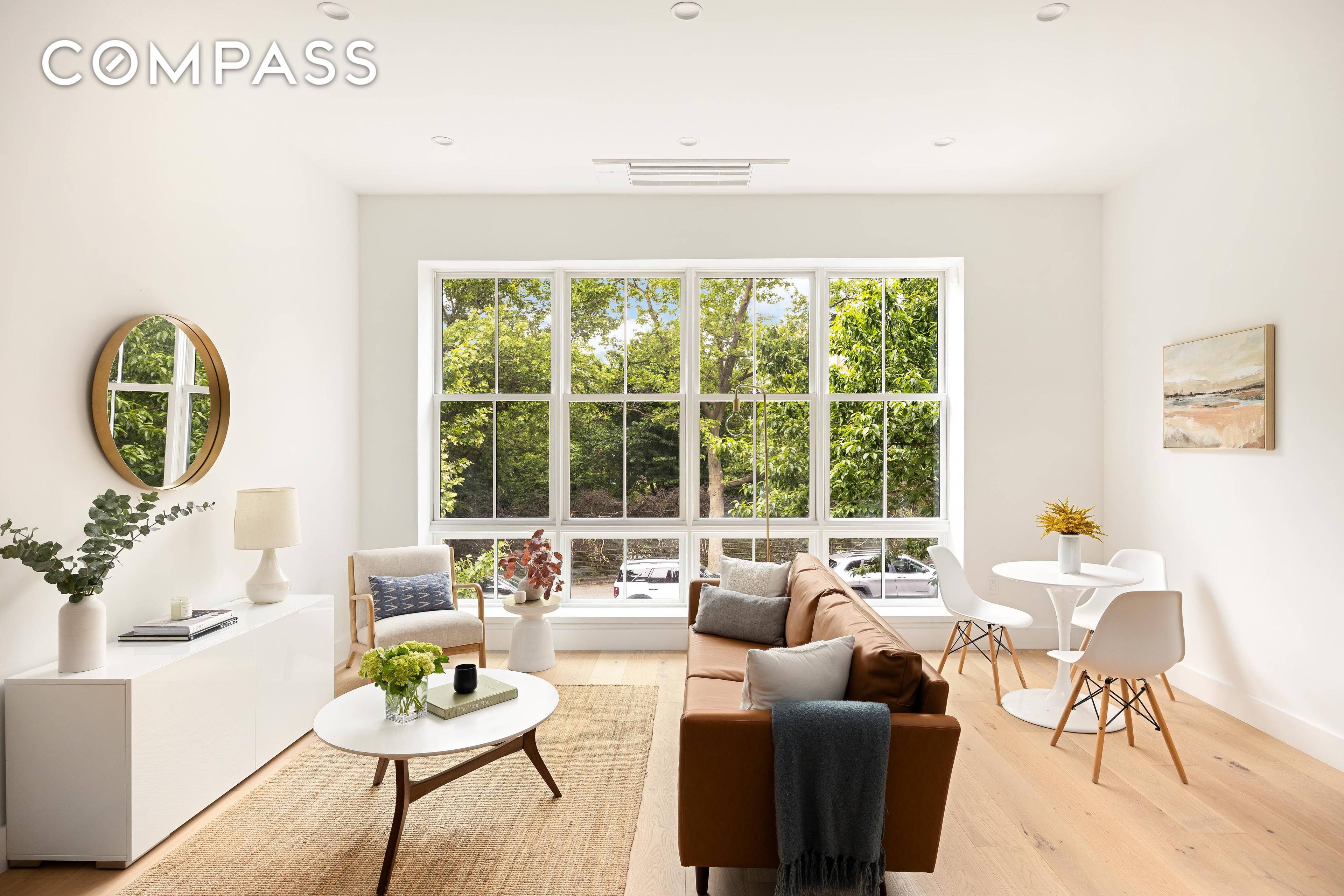 Welcome to 282 17th Street, 2, the last remaining unit in a new boutique condominium at the crossroads of Park Slope and Greenwood Heights, featuring three thoughtfully designed residences.