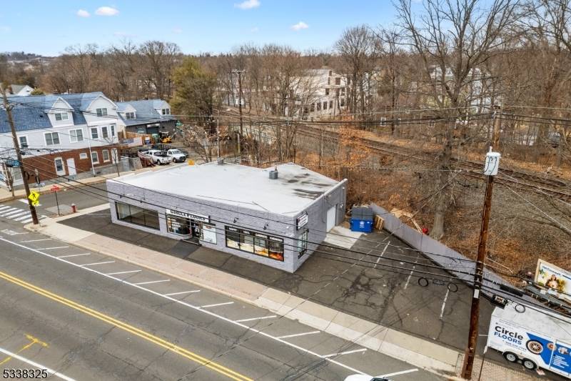 PRICE CHANGE ! ! SUBSTANTIAL PRICE CHANGE TO MAKE THIS SALE HAPPEN !