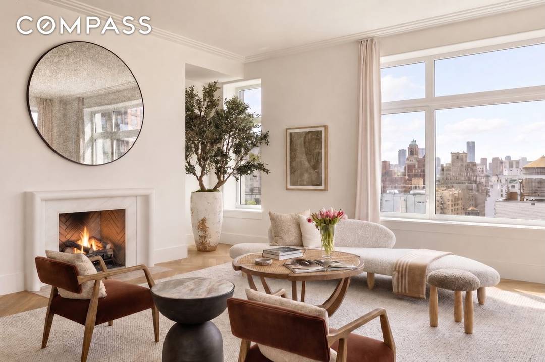IMMEDIATE OCCUPANCY ! Penthouse 1 is a 5 bedroom, 5 and a half bathroom full floor apartment with a formal dining room and expansive rooftop terrace, all with beautiful open ...