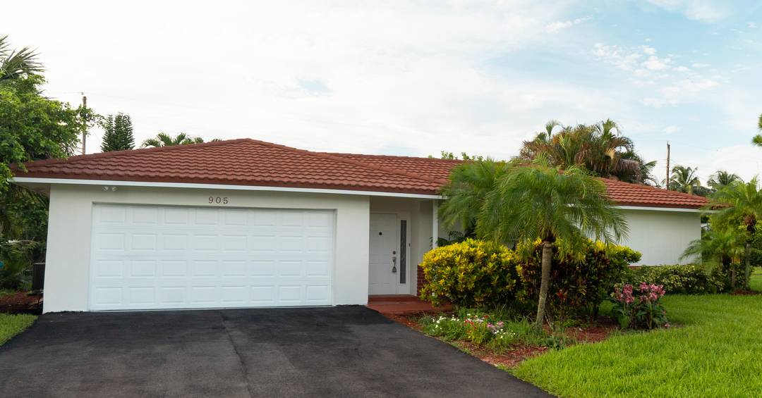 Welcome to your completely renovated home in the coveted Chapel Hill neighborhood of Boynton Beach.