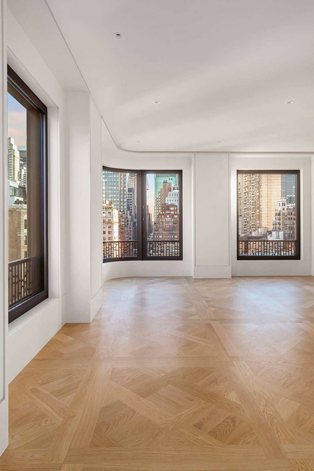 A fully customized, one of a kind residence designed with exacting precision, the Ninth Floor at 760 Madison Avenue spans 4, 530 square feet and stands alone as the only ...