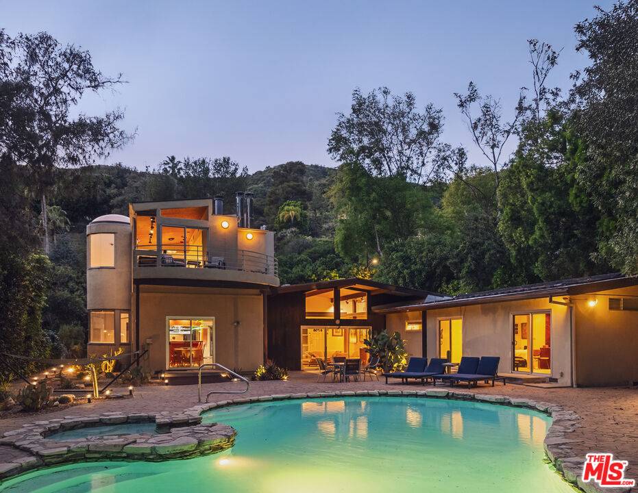 13044   Sky Valley Rd 4BR Brentwood La