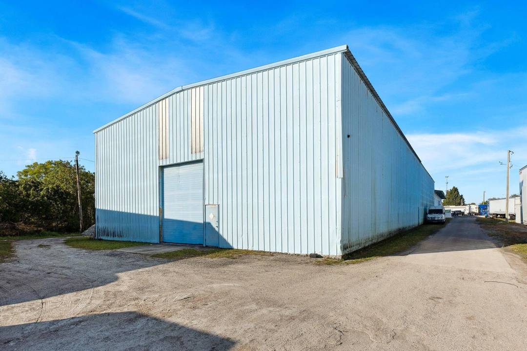 The 6, 000 sq. ft Warehouse Space in Prime Commercial Climate Controlled.