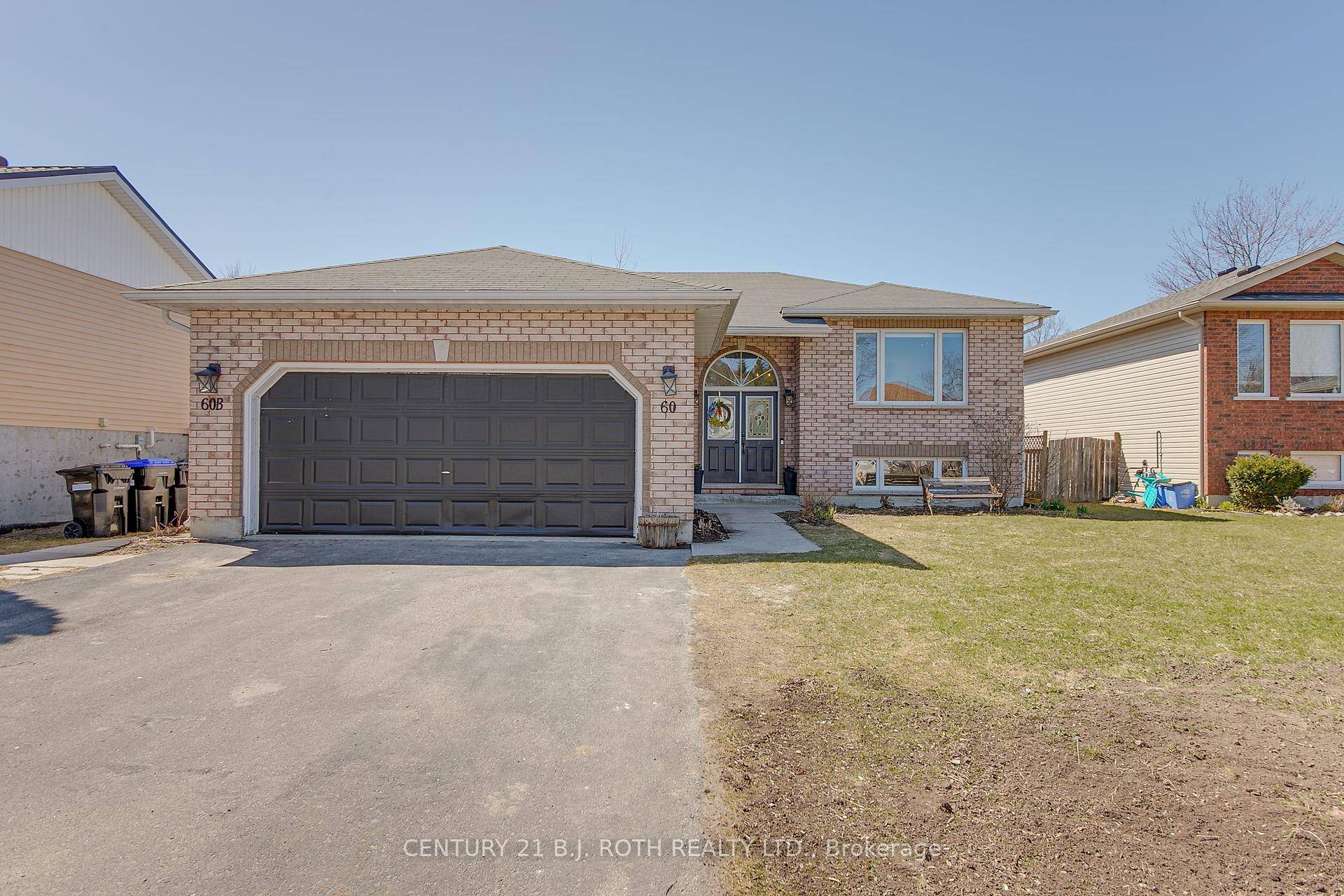 Welcome to this spacious and versatile 2 3 bedroom, 3 1 2 bathroom home just minutes to the world's longest fresh water beach.