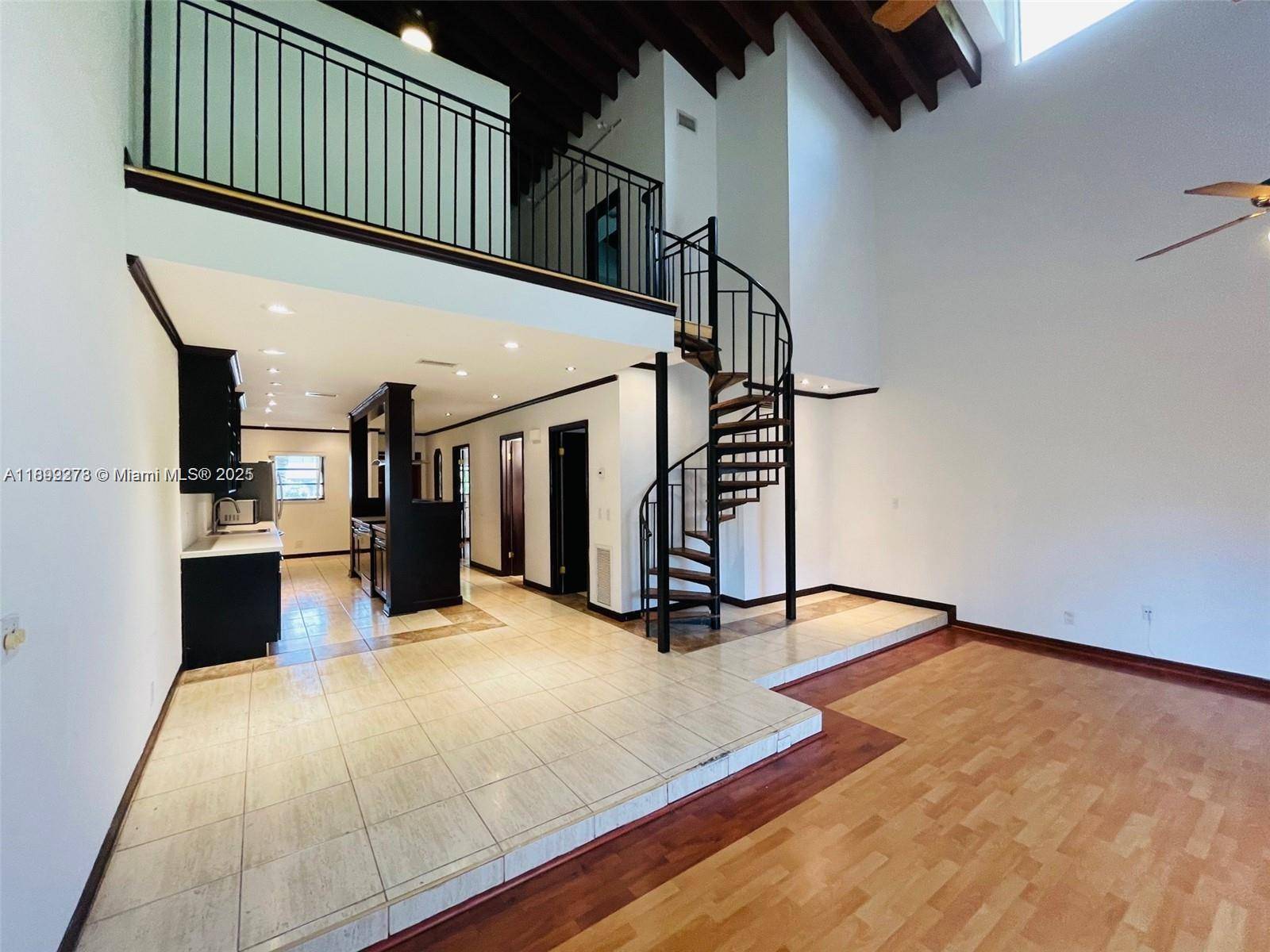 MUST SEE TOWNHOUSE 3 BEDROOM 2 BATH OVER 2000 SQ FT.