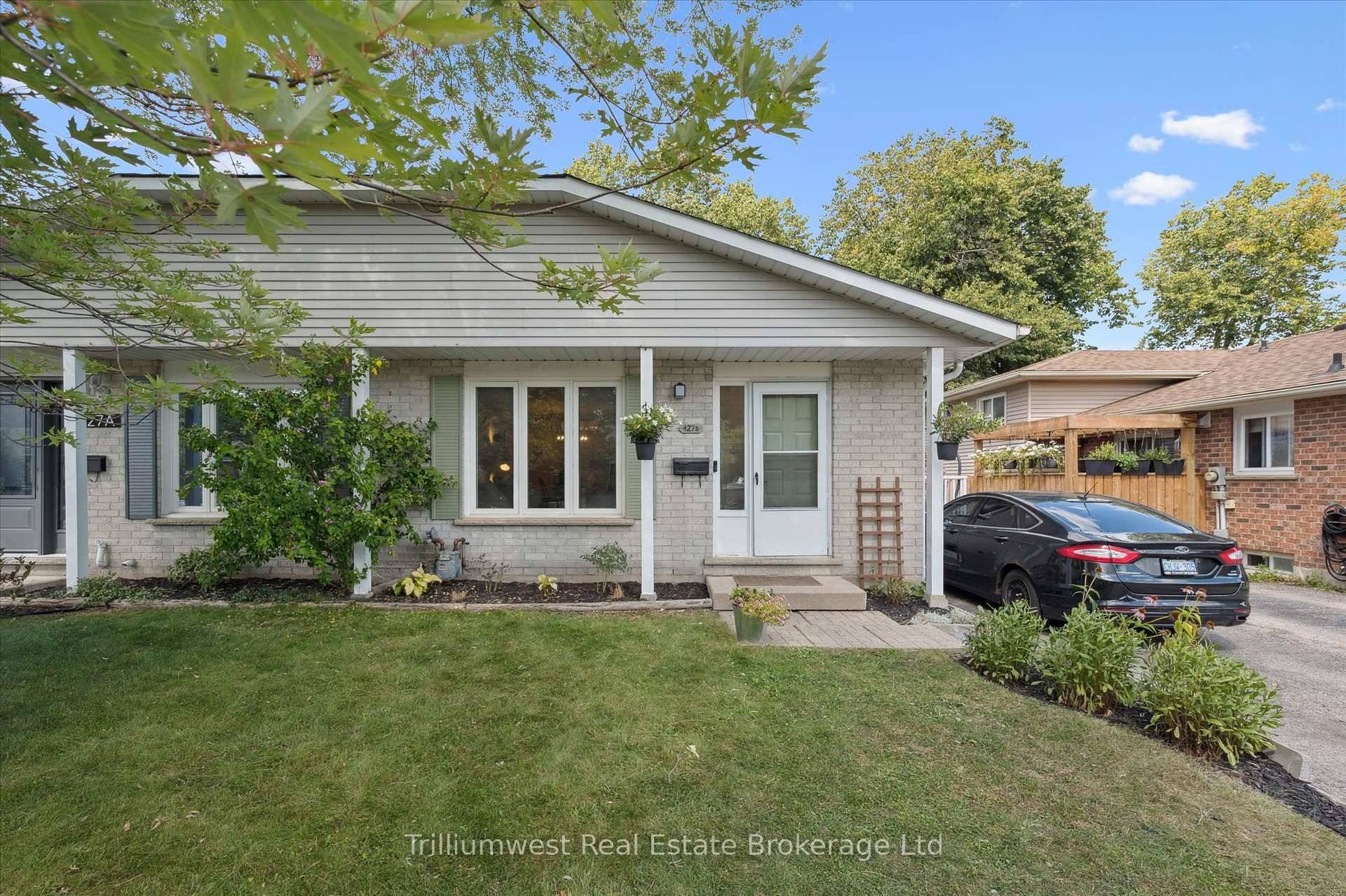 Welcome to 427B Dayna Court a beautifully updated 4 level backsplit in a highly sought after family friendly neighbourhood !
