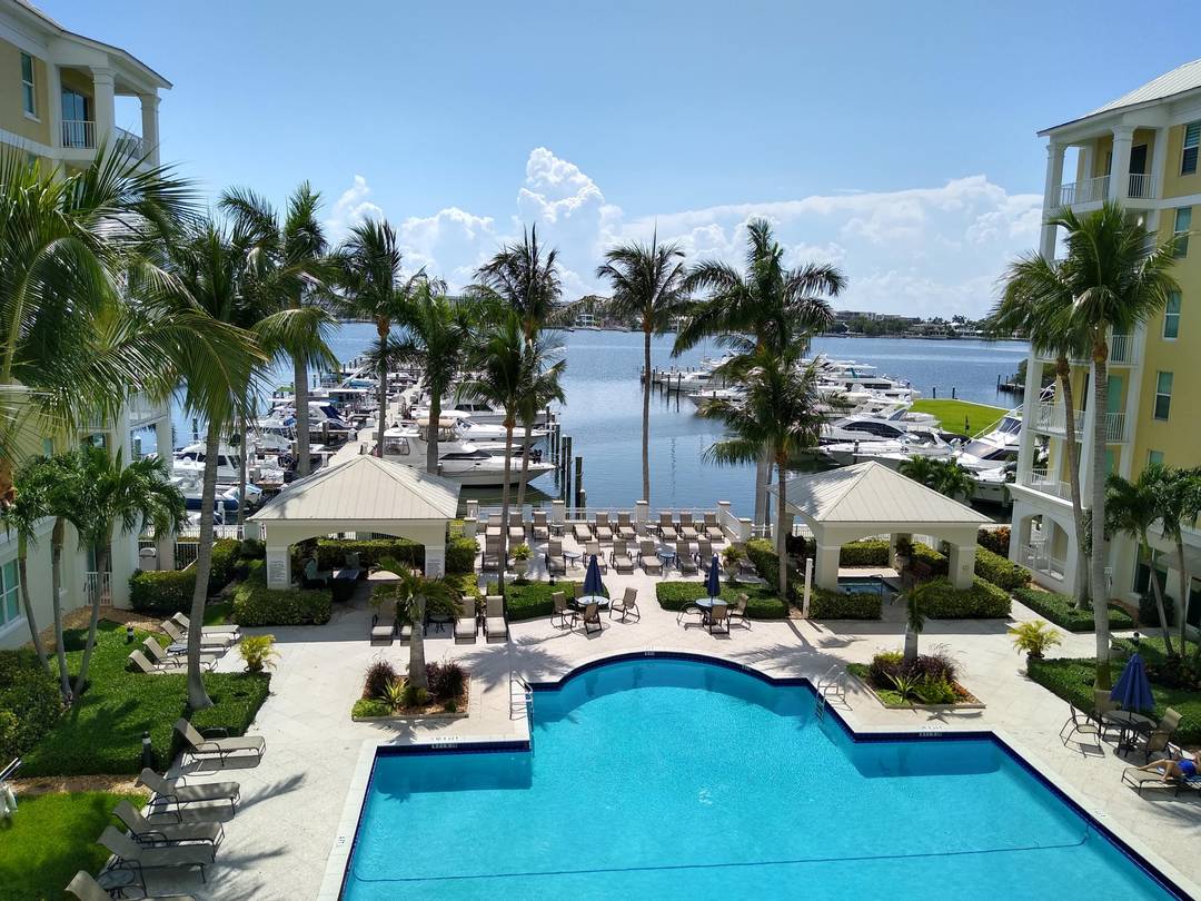 Furnished seasonal rental for 2025 2026.