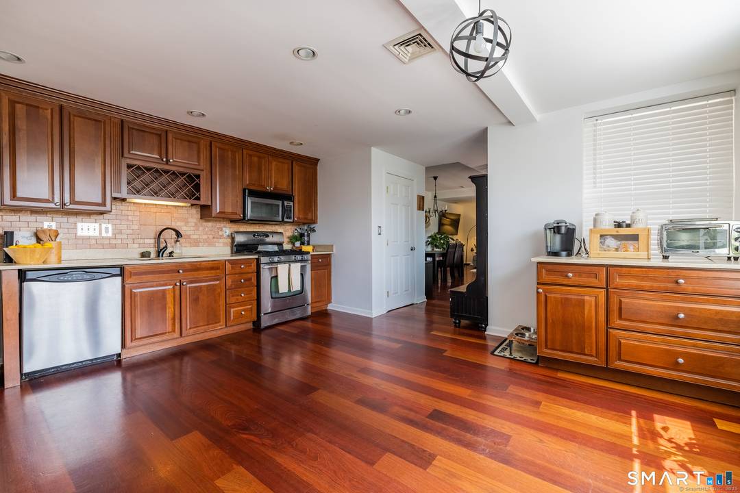 Located on a quiet street in Fairfield, this spacious 4 bedroom 4 bathroom home offers comfort, convenience and an unbeatable location.