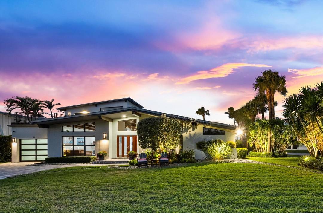 Located in the exclusive seaside community of Jupiter Inlet Colony, this rare midcentury modern home sits on a desirable interior corner lot at the southern tip of Jupiter Island, offering ...