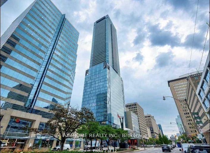 Partianlly Furnished. The Exclusive Residences Of 488 University Ave !
