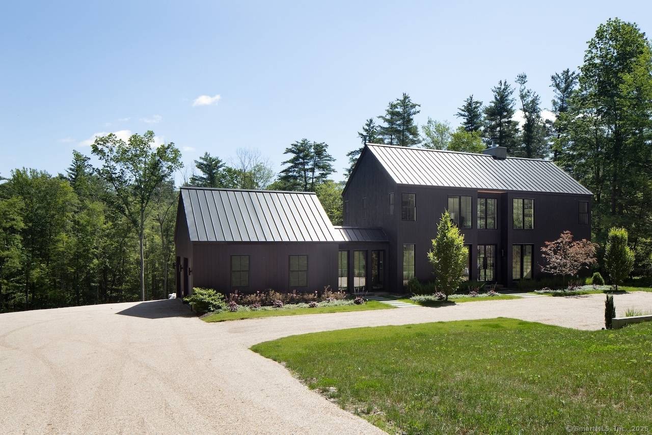Modern New Construction on 8 Acres Contemporary North Canaan Home Discover refined modern elegance in this exceptional new construction home spanning 3, 472 sq ft of thoughtfully designed living space ...
