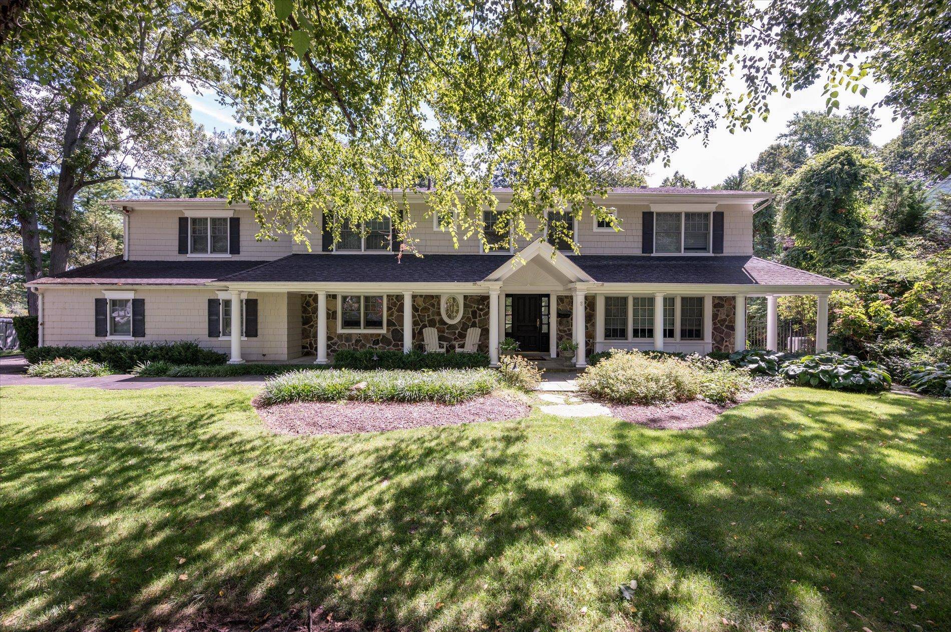 Welcome to 75 Chestnut Drive in Country Estates of East Hills.