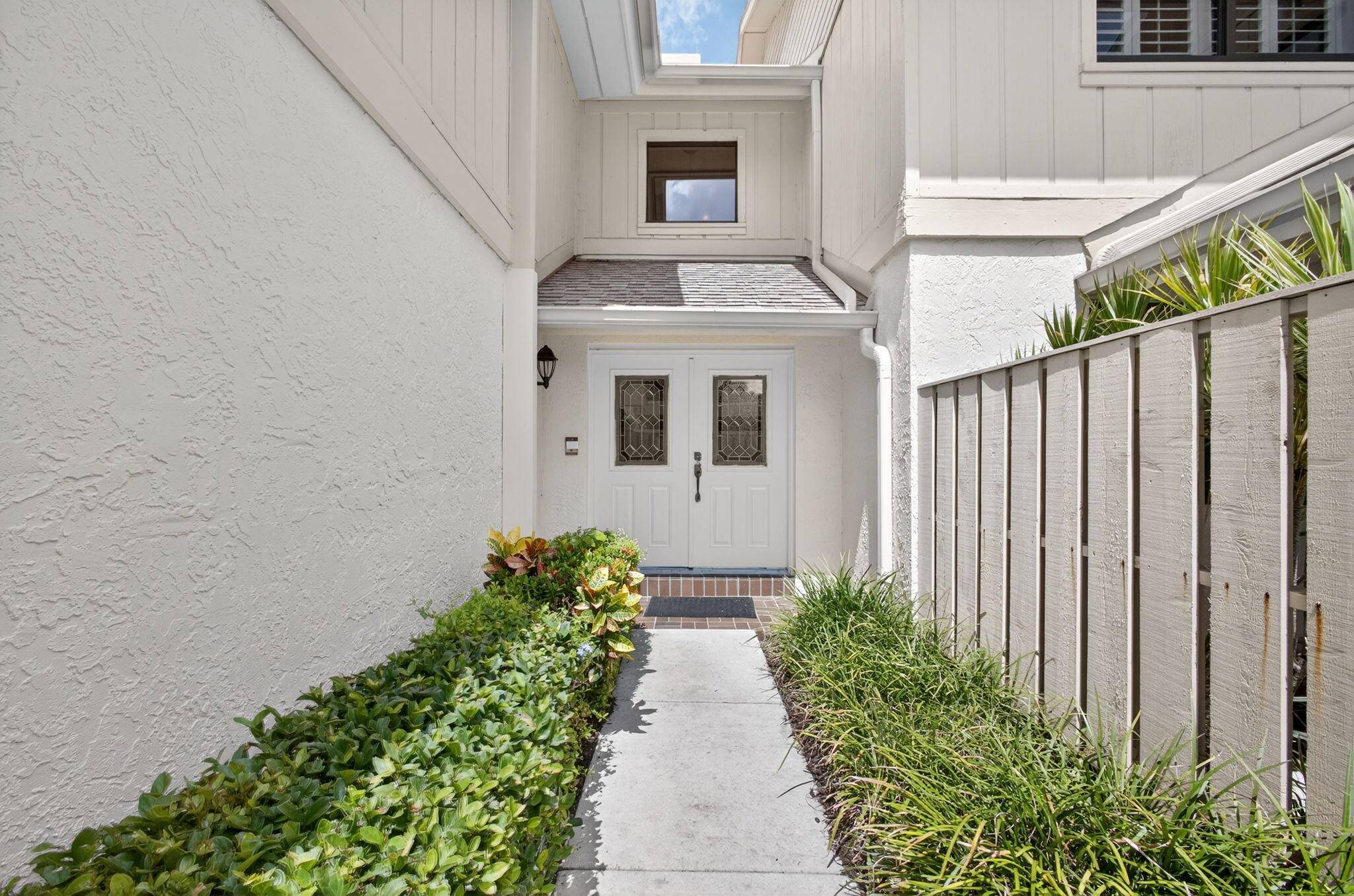 Welcome to this beautifully updated 2 bedroom condo with a versatile den, perfectly designed to serve as a third bedroom, private home office, or cozy reading nook.