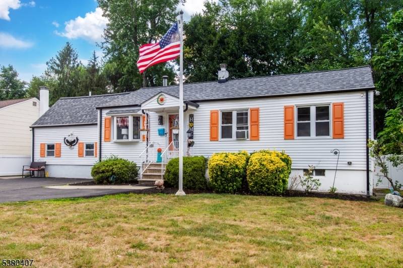 N 4Th Ave Hawthorne Boro New Jersey Single-Family