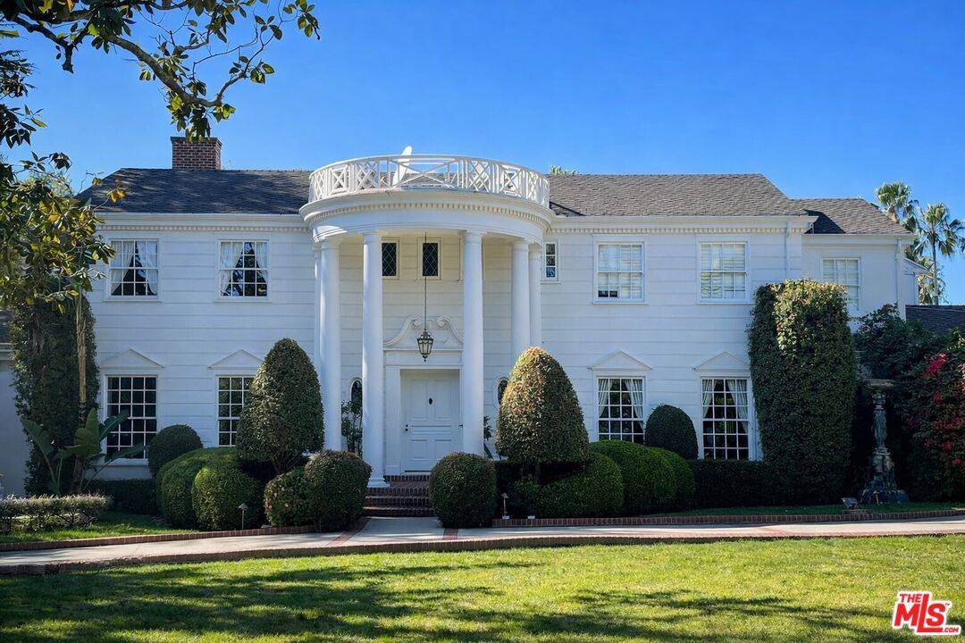 251 N Bristol Ave 6BR Brentwood La