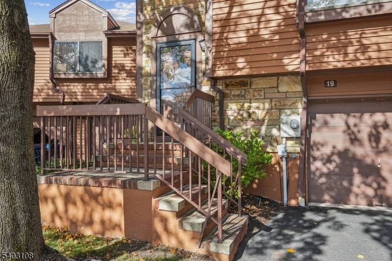 Welcome to this beautifully updated 3 bed, 2.