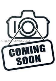 Investor Opportunity ! Spacious single family home in Central Hollywood featuring 4 bedrooms and 2 bathrooms, plus additional utility rooms that can be used as extra bedrooms, office space, or ...