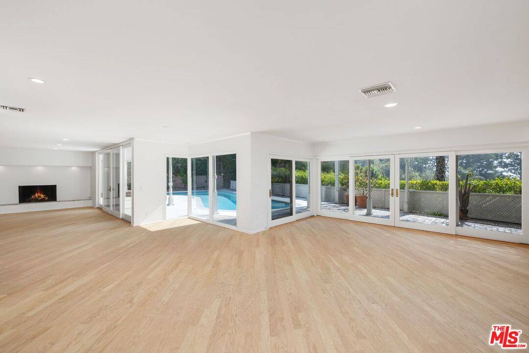 1700   Rising Glen Rd 4BR Sunset Strip La