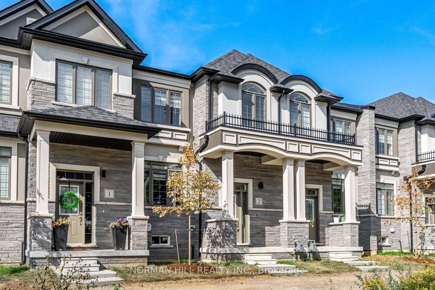 This bright and inviting four bedroom townhouse offers an exceptional lifestyle opportunity in the heart of Ancaster.
