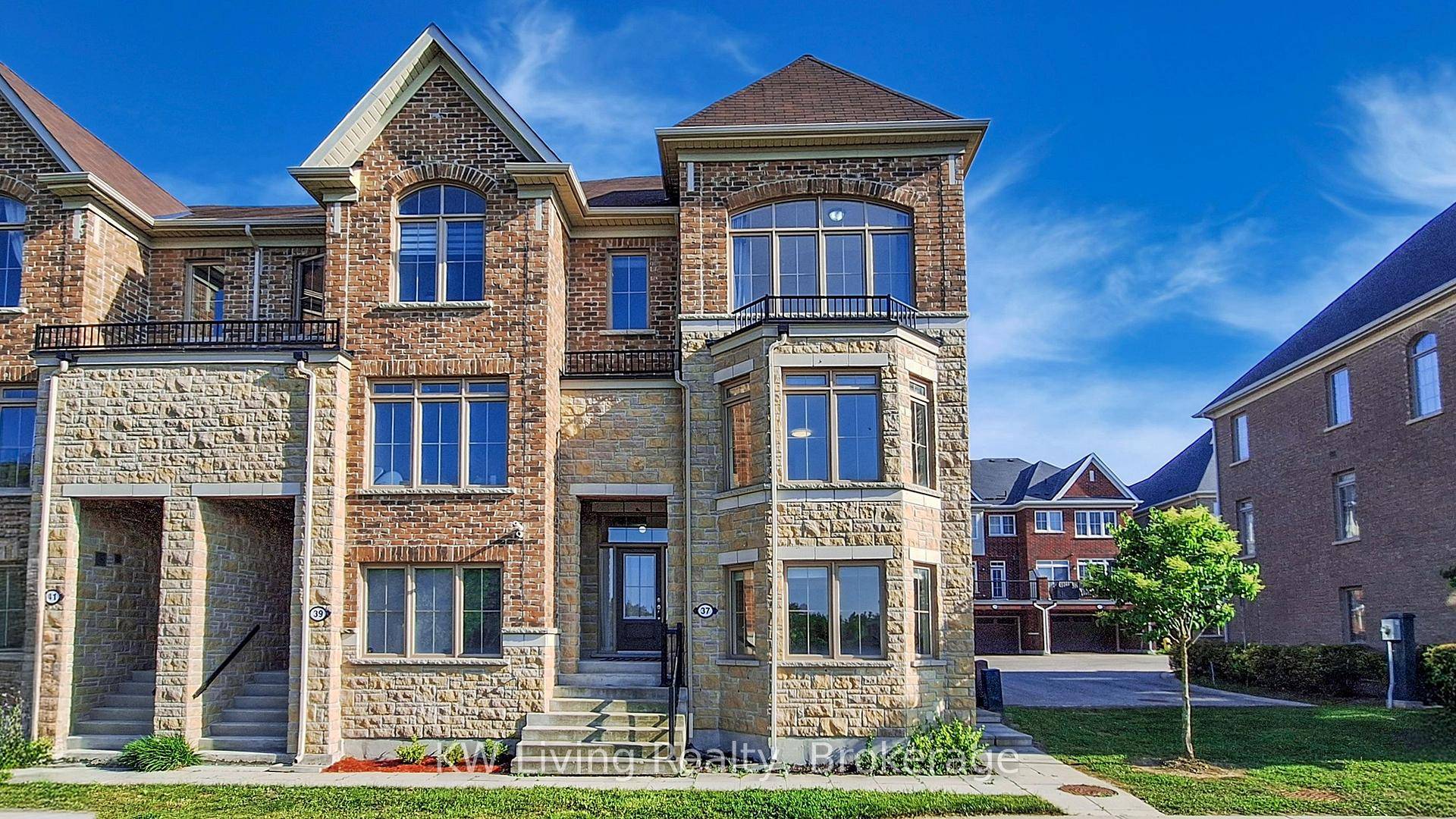 Beautiful and Spacious 4 1 bedrooms double garage end unit townhouse with lots of bright windows like a semi detached house on Premium 29ft corner lot.