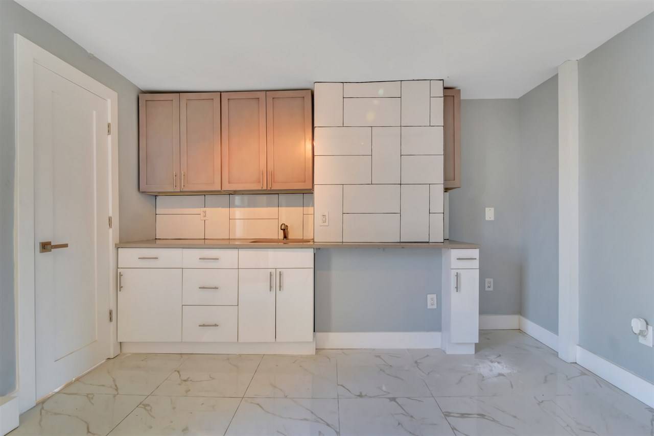 173 BRUNSWICK ST New Jersey