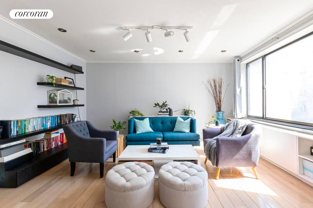 Rarely available ! This south facing, renovated one bedroom nestled in the heart of Nolita, is filled with abundant natural light pours through the oversized windows in each room.