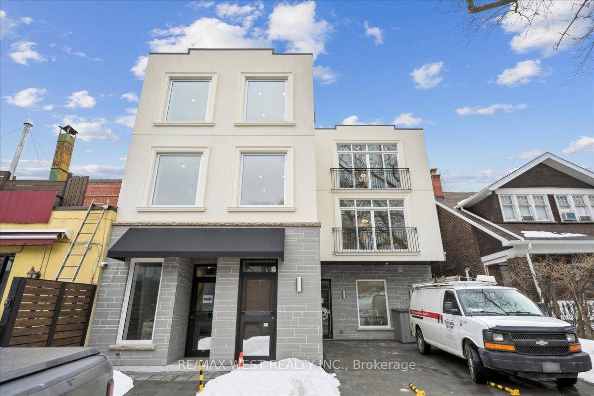 This spacious, brand new 2 bedroom, 2 bathroom unit on the second level offers exclusive privacy as the only residence on the floor.