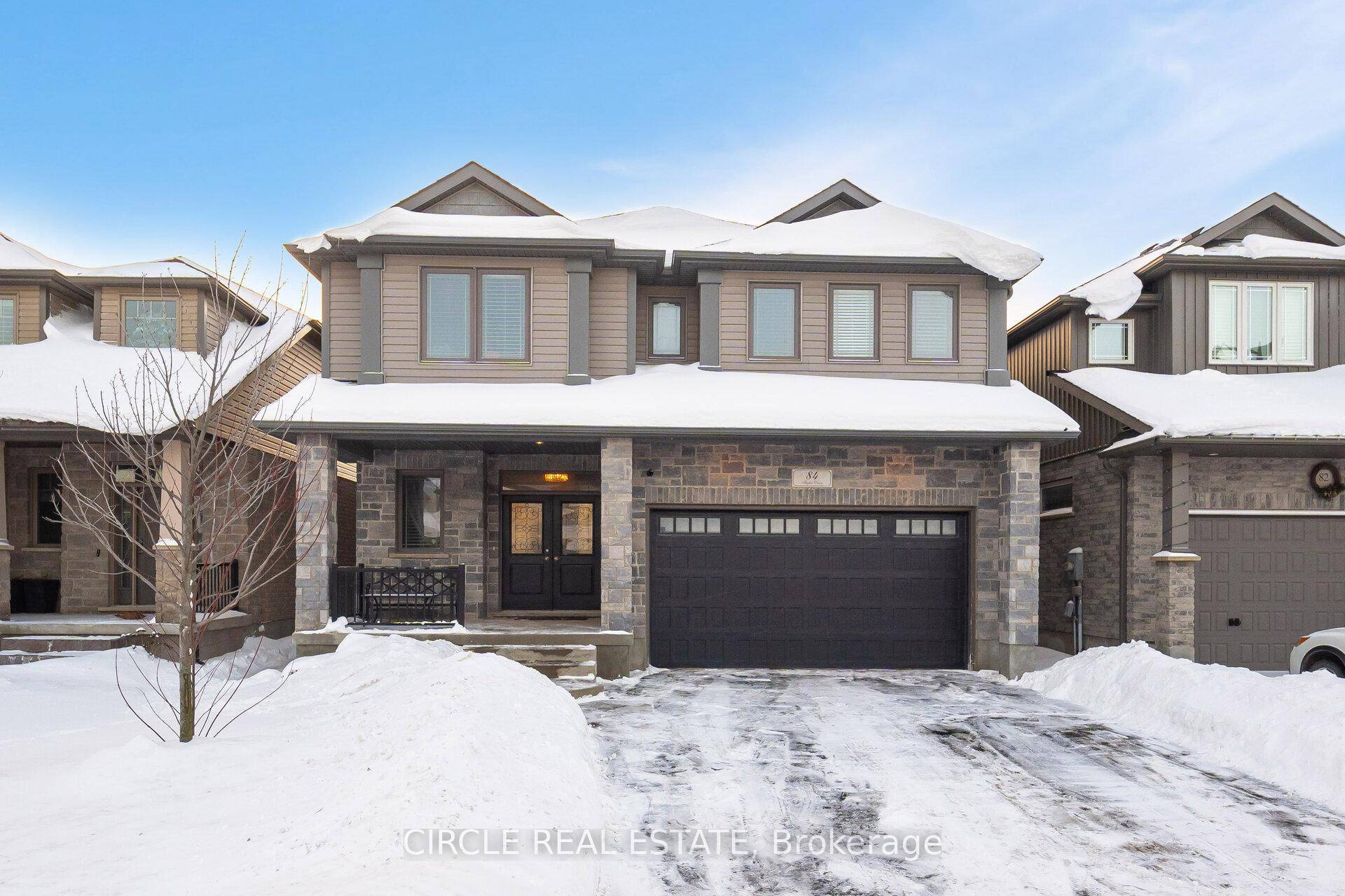 Welcome to 84 Taylor Drive, Grand Valley a beautifully upgraded 3 bedroom, 2400 sq.