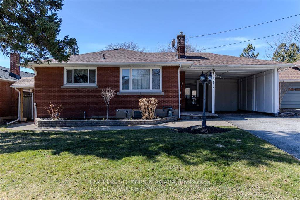 Nestled in the heart of Niagara Falls, 4945 Portage Road presents a unique opportunity for families and investors alike.
