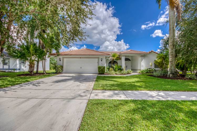 Your Wellington Seasonal Retreat Awaits !