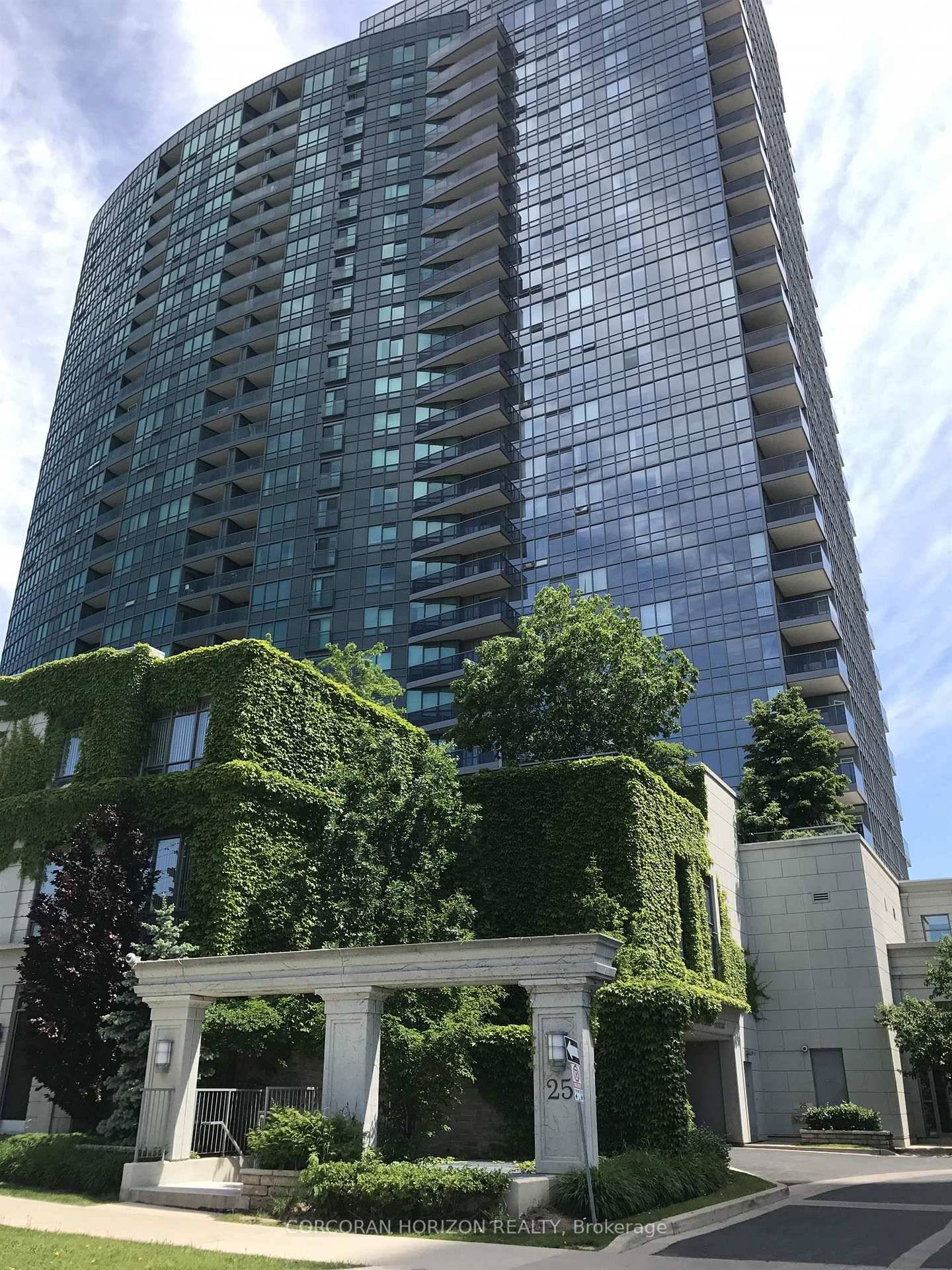 Bright and spacious 1 bedroom den unit in Tridel's acclaimed Meridian I tower, located inNorth York.