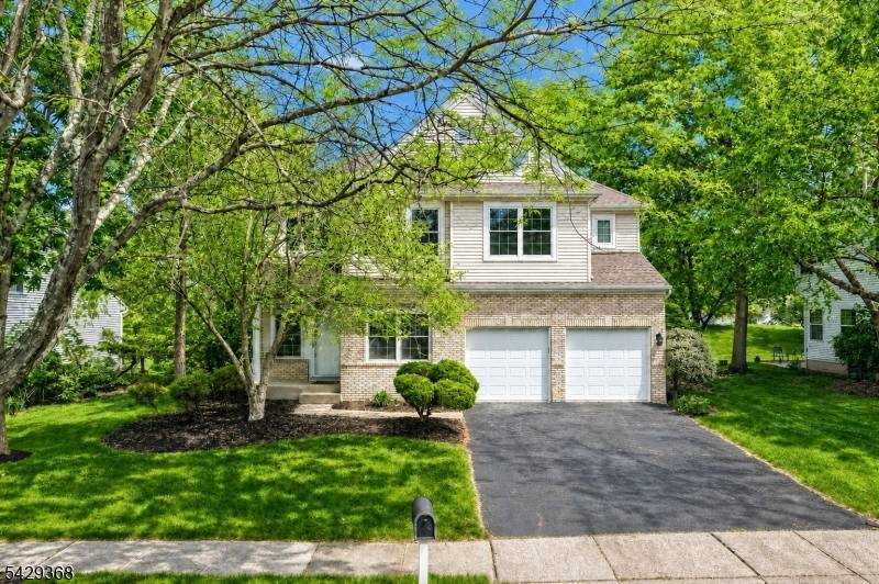 Completely move in ready 4 bedroom, 2.