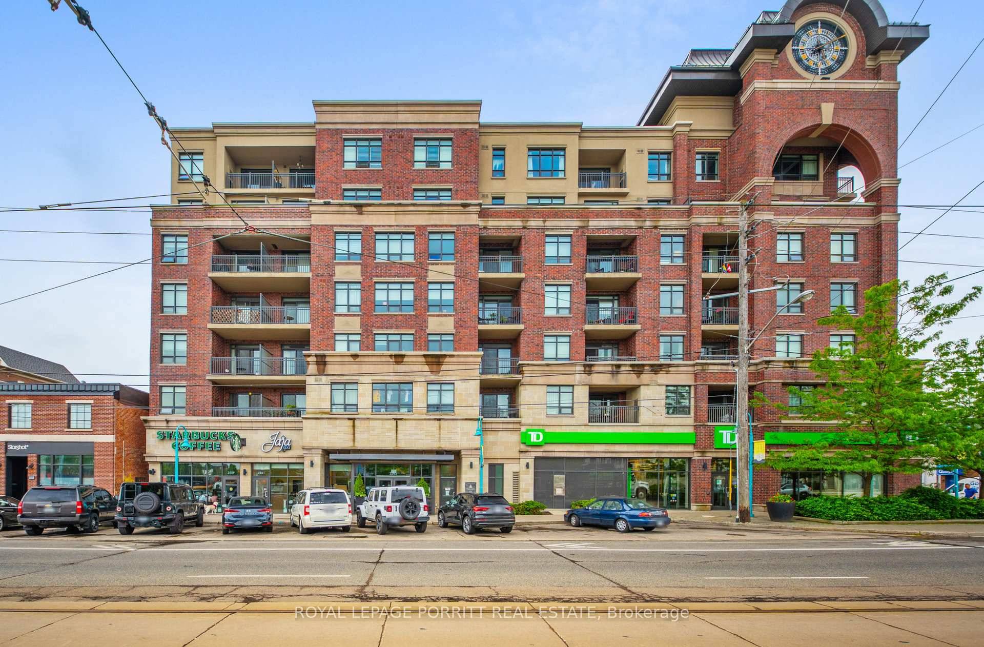 Welcome to Your New Home in the Iconic Watermark Condos Clock Tower !