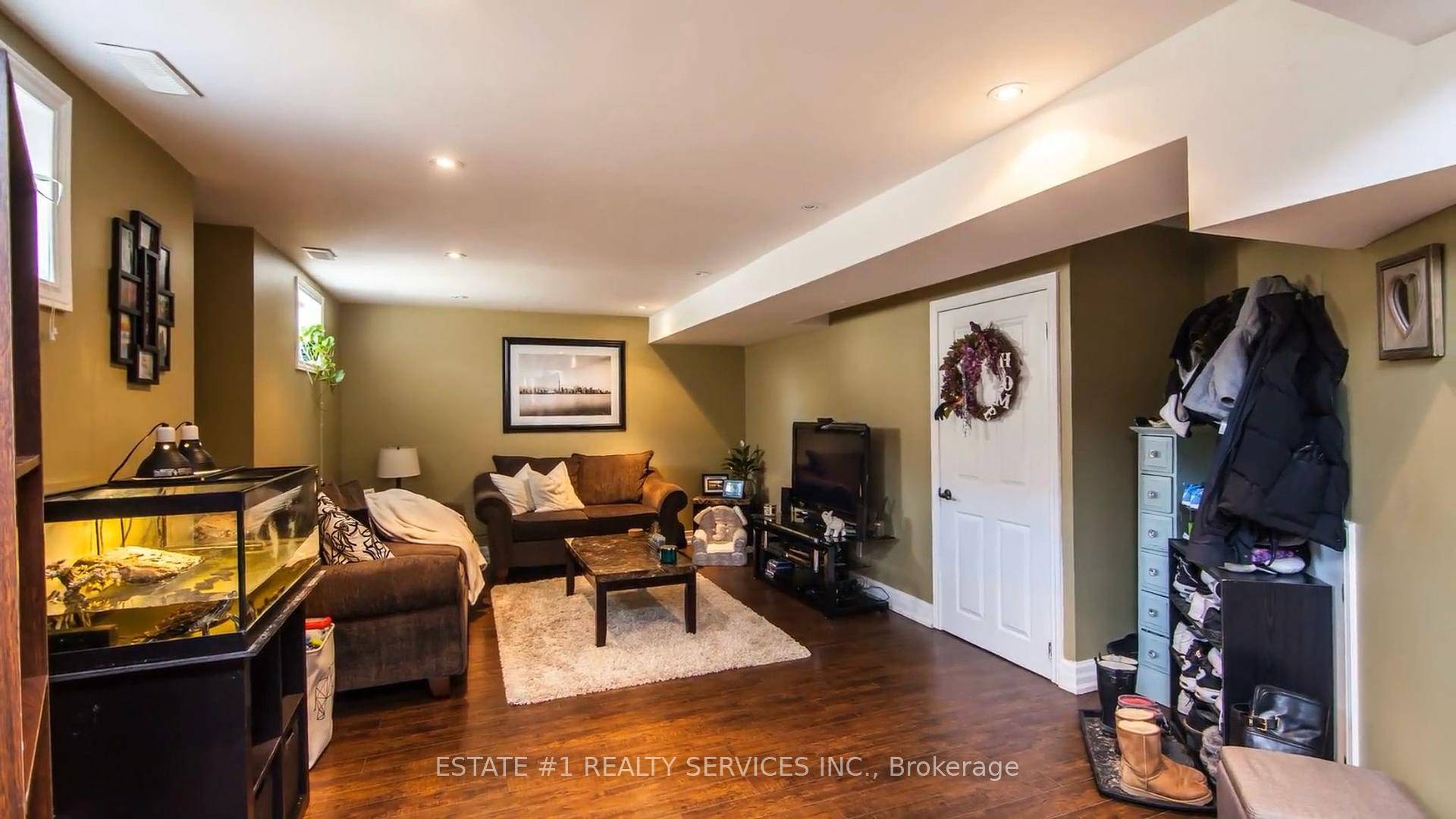 ALL THE UTILITIES ARE INCLUDED IN RENT gt ; gt ; gt ; YES, YOU HAVE HEARD IT RIGHT !