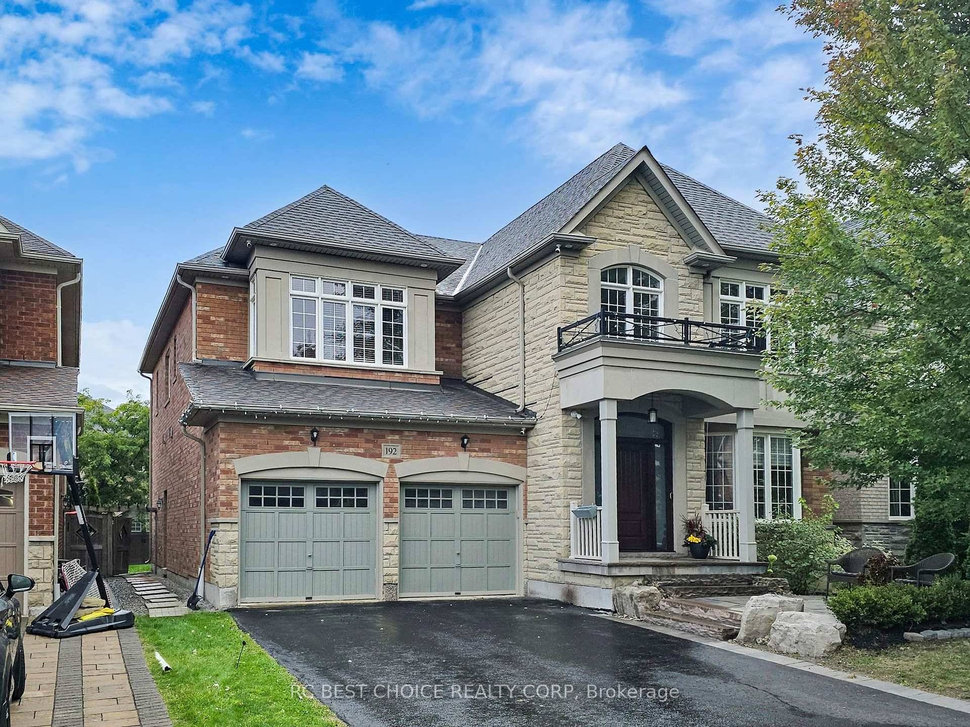 Welcome To The Prestigious amp ; High Demand Bayview Manor !