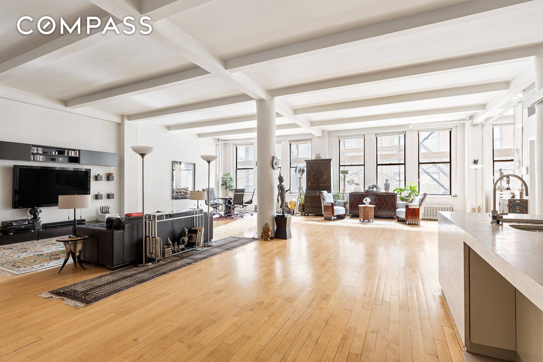 A rare and extraordinary opportunity to craft a one of a kind full floor loft in the heart of Flatiron District.