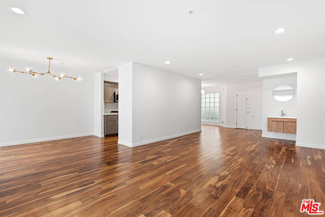 1817   Selby Ave 2BR La