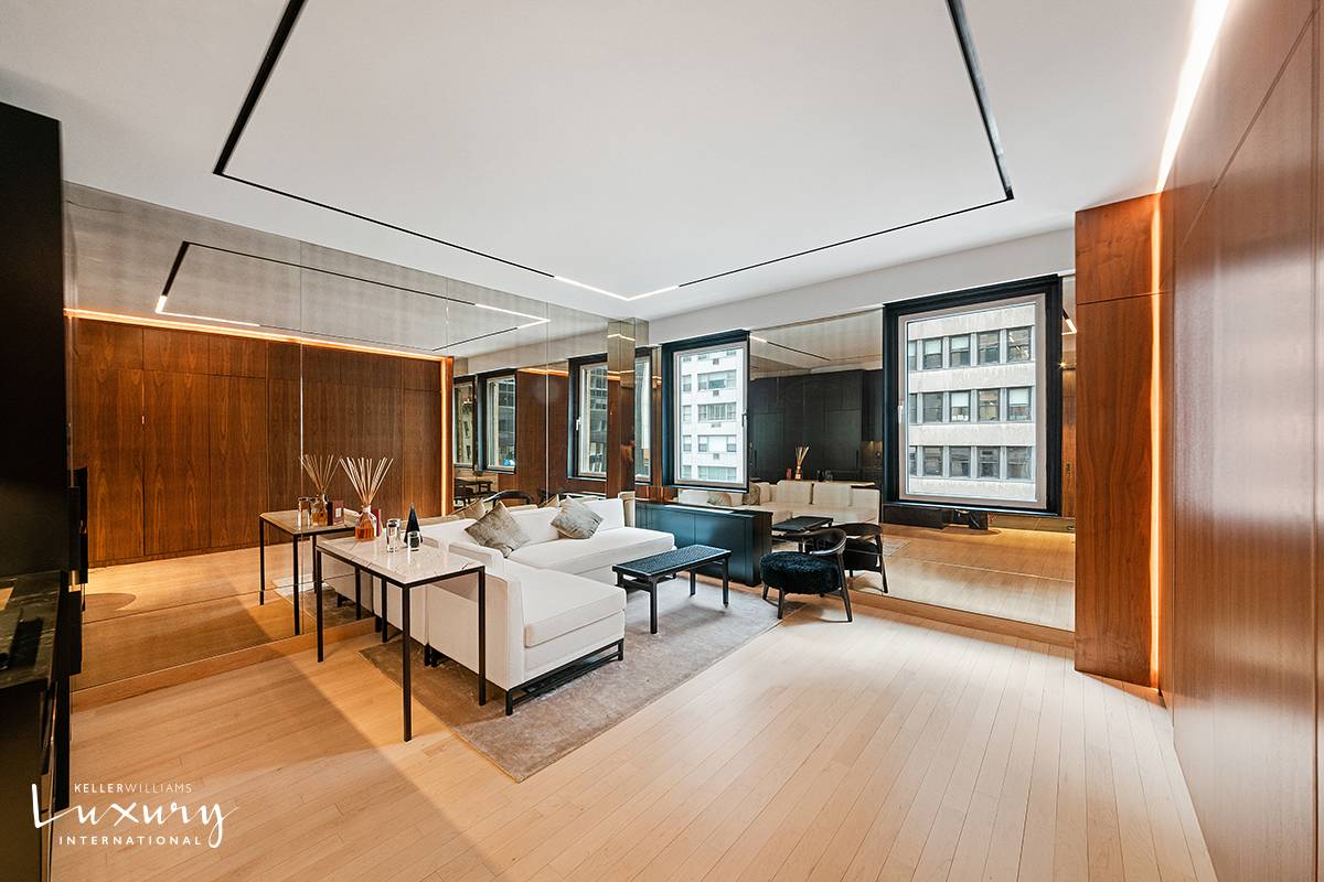 A JEWEL ! ! ! Don t miss this rare opportunity to own a spectacularly renovated studio apartment in the legendary Ritz Tower.