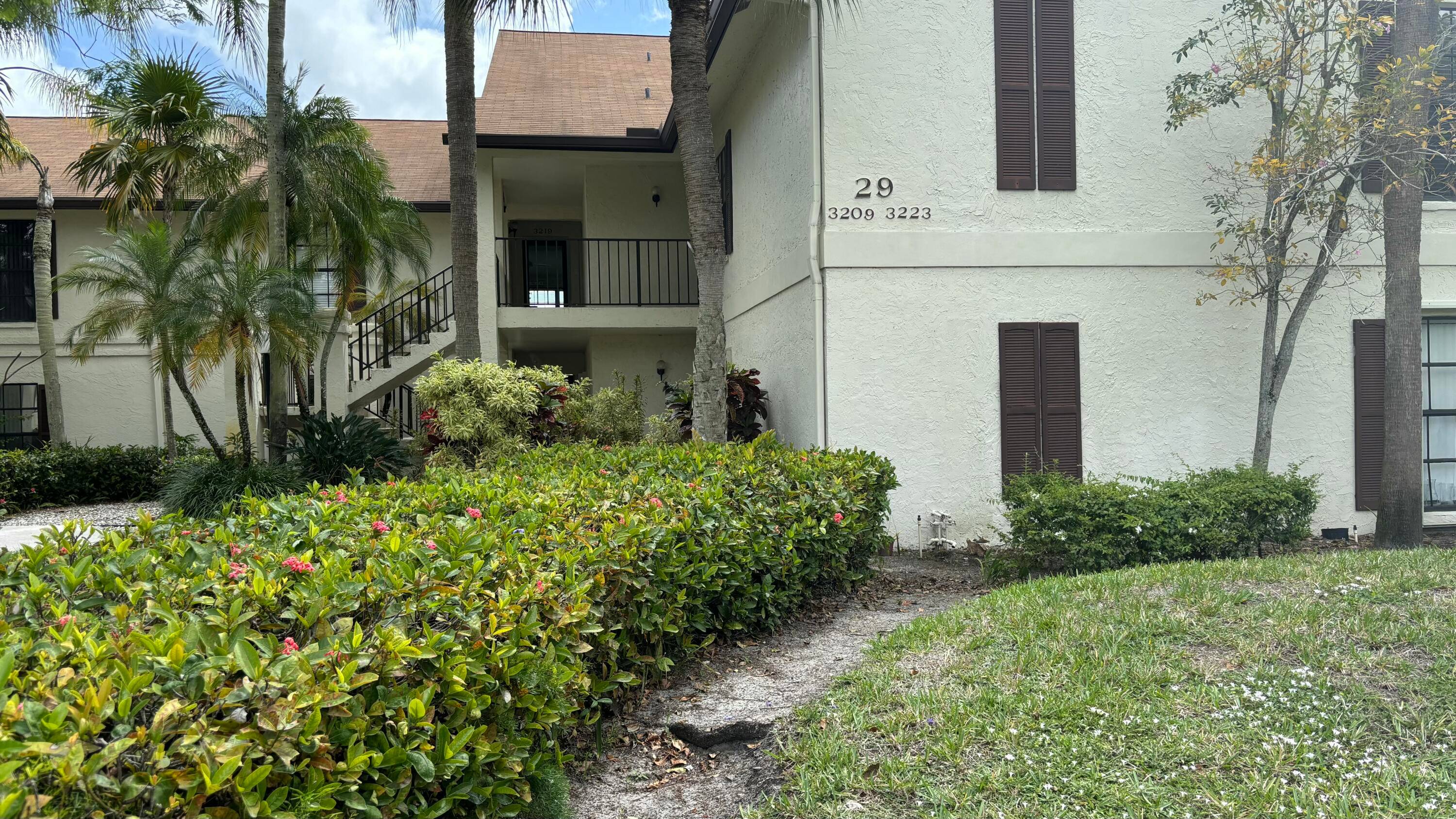 3209 Jog Park Drive Condo Palm Beach