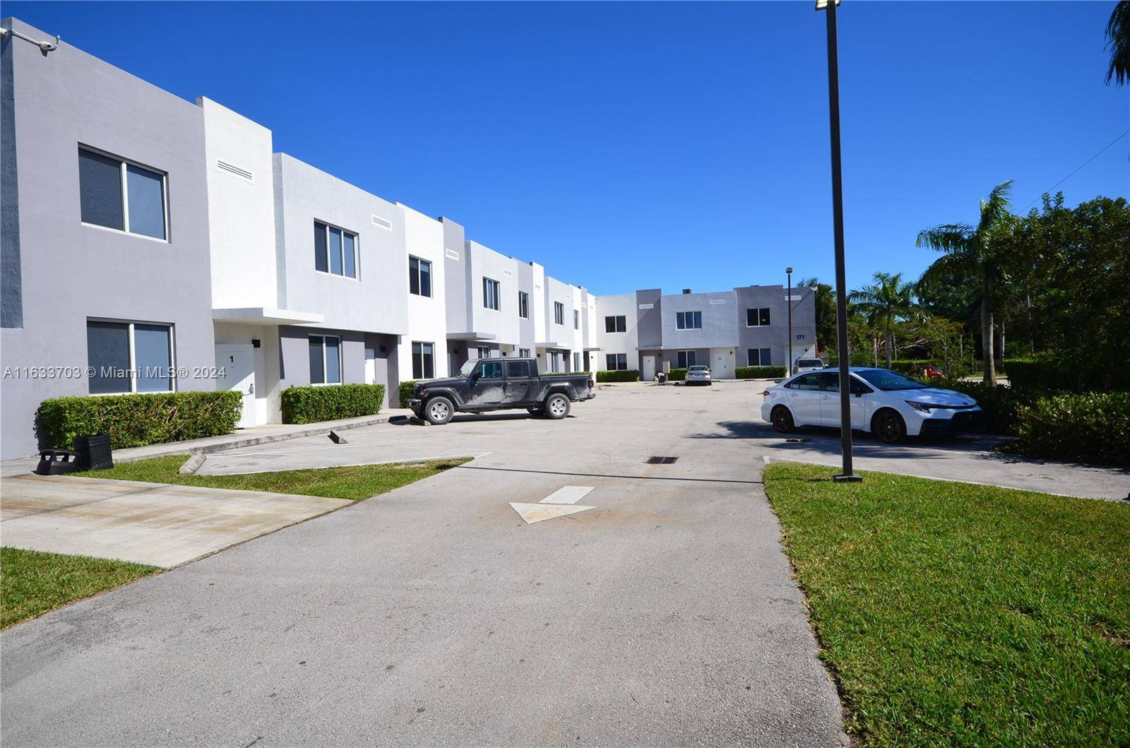 Strategically situated a few blocks east of I 95 and the 826 Palmetto Expressway, providing great connectivity and easy access to crucial transit arteries.