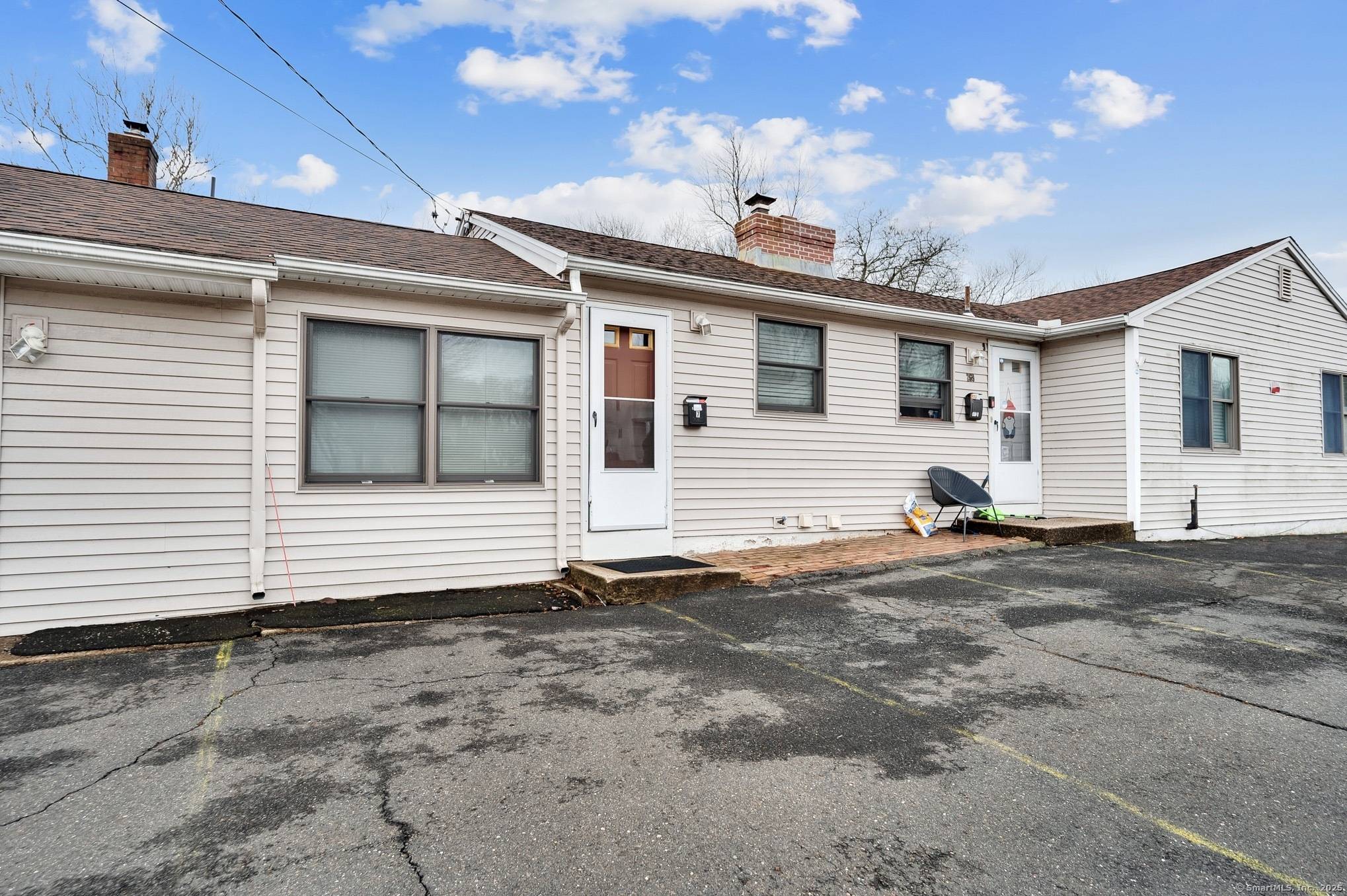 Rare 9 unit investment opportunity in Bristol !